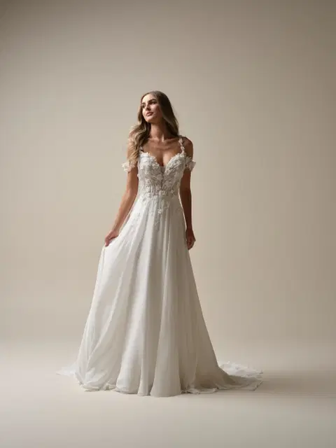 Hunter wedding dress by Maggie Sottero, straight, chiffon