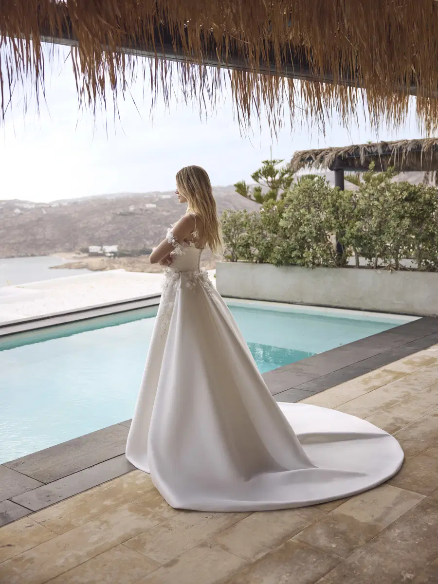 Ivet by Modeca Bridal - view 5 of 10