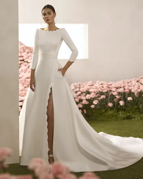 Rebeca wedding dress by Rosa Clara, A-line, crepe