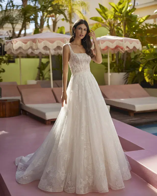 Jenne by Luna Novias: Ball Gown silhouette, square neckline, sleeveless, tulle