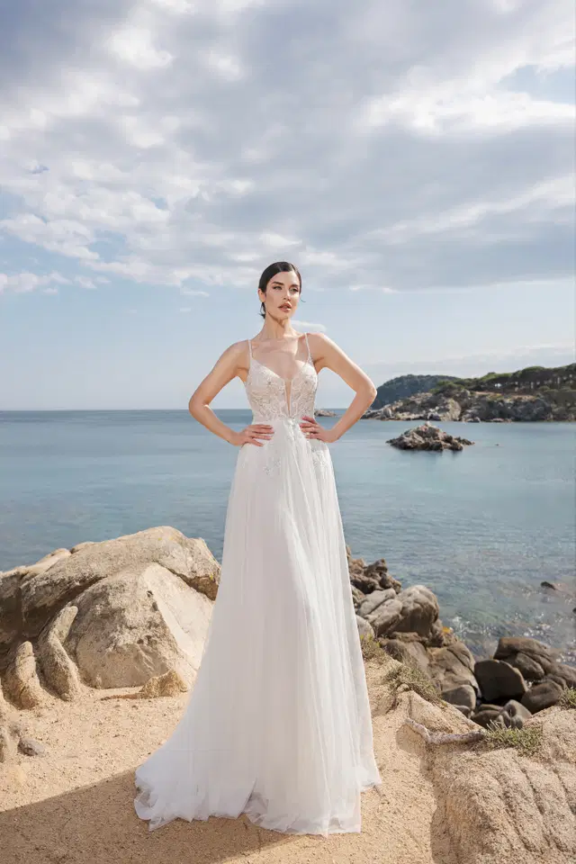 B2461 by AnnAngelex: A-Line silhouette, deep V-neck neckline, sleeveless, tulle