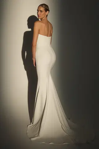 LE172 by Casablanca Bridal - view 4 of 4
