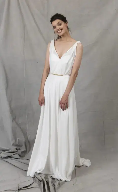 Najuma Tree wedding dress by Kisui, A-line, satin
