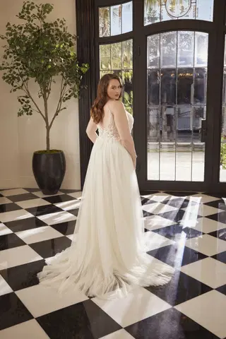Rhiannon Curvy by Casablanca Bridal - view 4 of 6