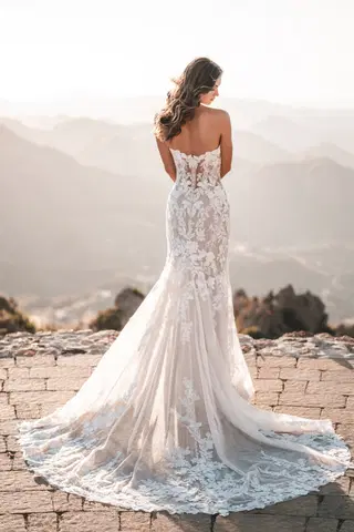 A1212 by Allure Bridals - view 5 of 7