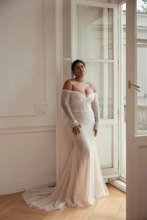 Safari wedding dress by Wona Concept, mermaid, lace