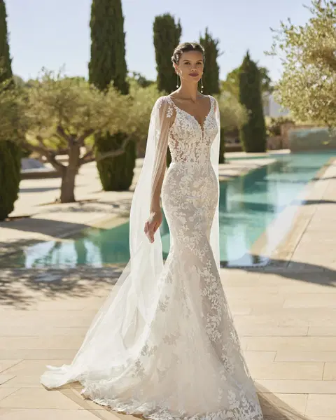 Selma wedding dress by Adriana Alier, mermaid, lace