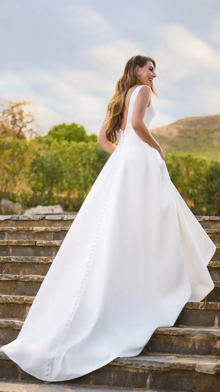 AA-26608 by Avec Amour by Très Chic - view 2 of 2