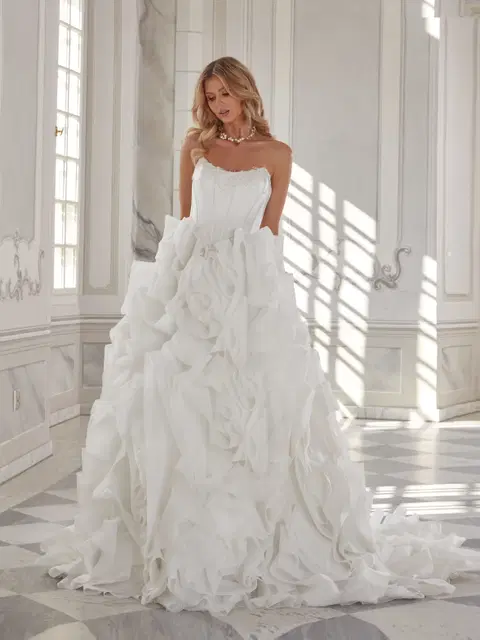 Natasha wedding dress by Vanilla Sposa, ball gown, satin