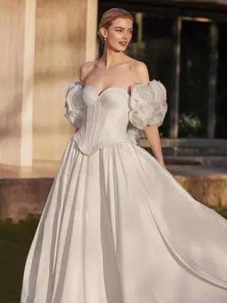 EISDELL by Pronovias - view 4 of 4