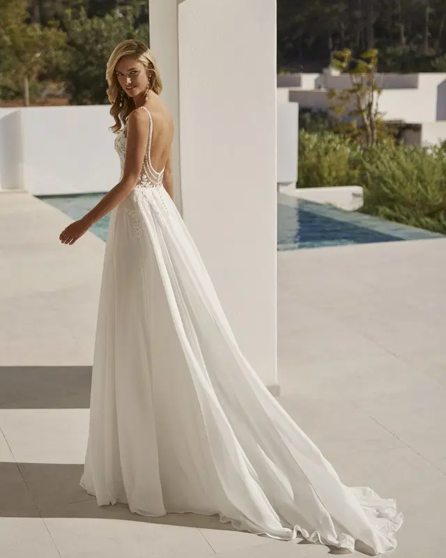 Salina by Adriana Alier - view 2 of 2