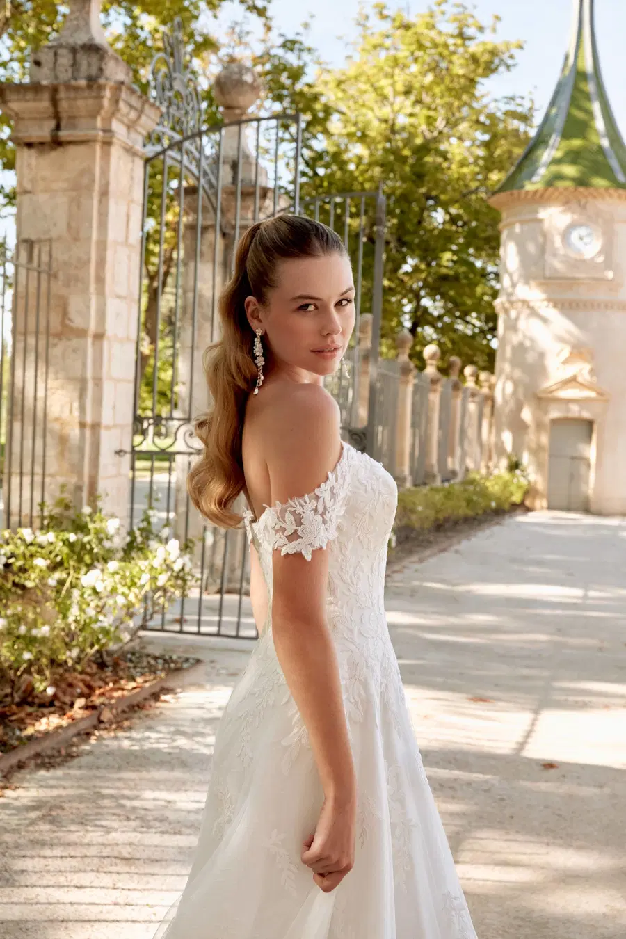 44587 by Sincerity Bridal - view 3 of 10