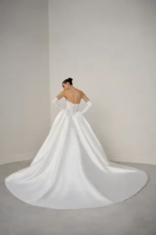 Monarch by Justin Alexander Signature - view 7 of 8