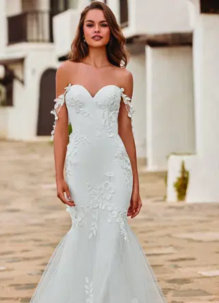 DIXIE by Enzoani - view 3 of 5