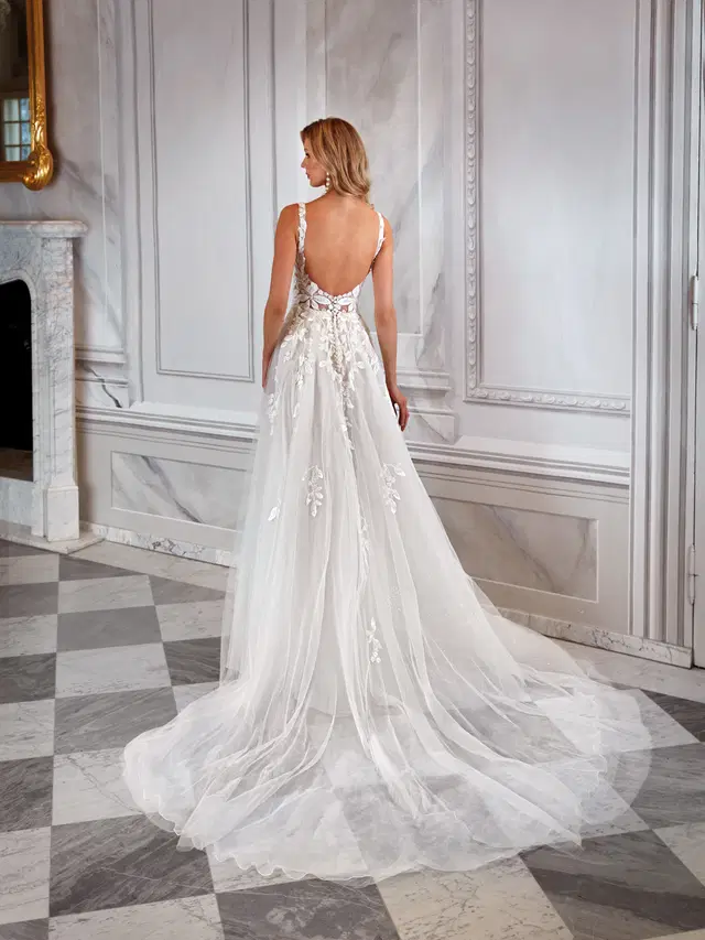 Kamryn by Vanilla Sposa - view 2 of 2