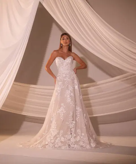 Style RB4219 wedding dress by Rachel Allan, A-line, lace