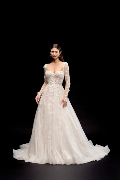 Twyla wedding dress by Justin Alexander, ball gown, sweetheart