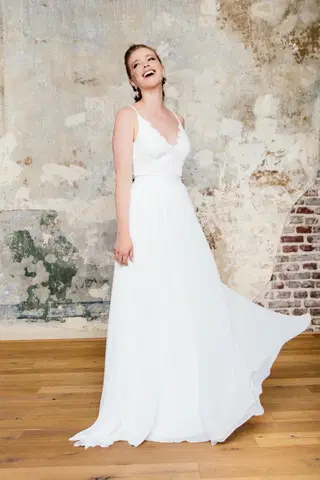 Chiffon-Rock S-1040 by KUESS die BRAUT - view 6 of 6