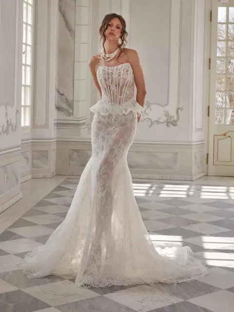 Presley wedding dress by Vanilla Sposa, mermaid, lace