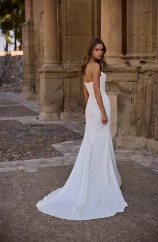 Haya by Veni Infantino - view 3 of 4
