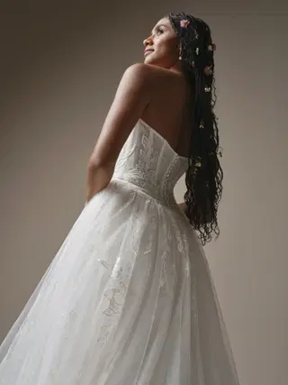 Lisa by Rebecca Ingram - view 5 of 6