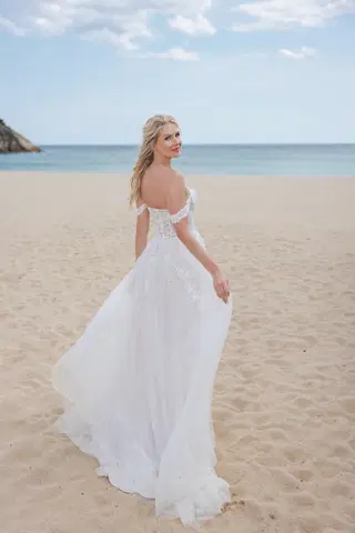 AL17173 by Amera Vera - view 3 of 4