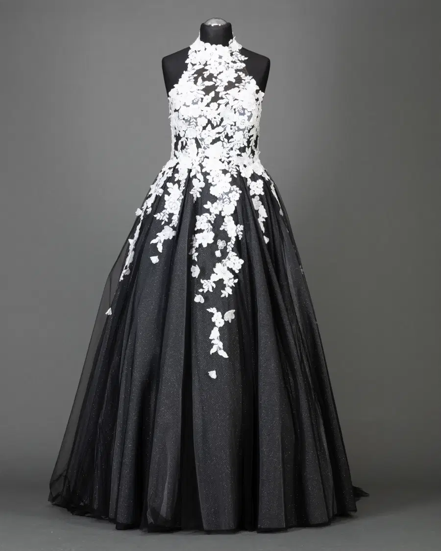 Neck von DarkDreamCouture - Ansicht 1 von 2