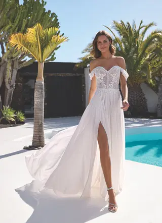 Evonne by Enzoani - view 2 of 5