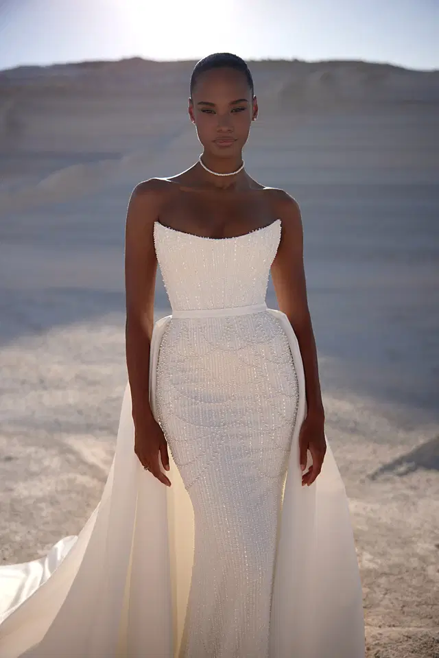 Coral by Eva Lendel - view 2 of 3