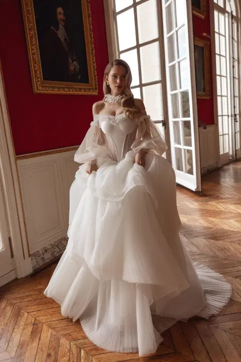 Jade wedding dress by Maks Mariano, princess, lace