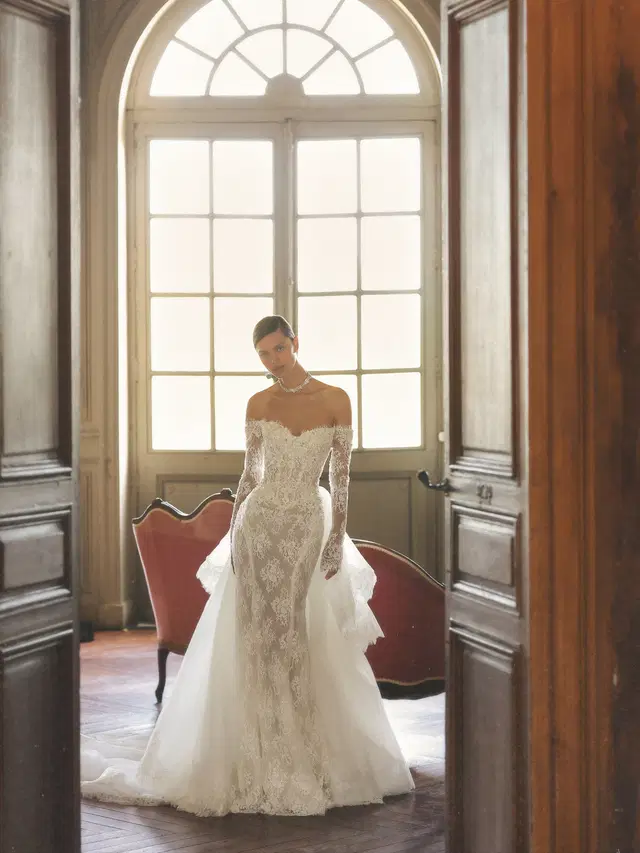 Encore by Wona Concept: sweetheart neckline, long sleeves, lace, cathedral train