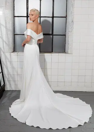 Cara by Avenue by Josephine Scott - view 4 of 4