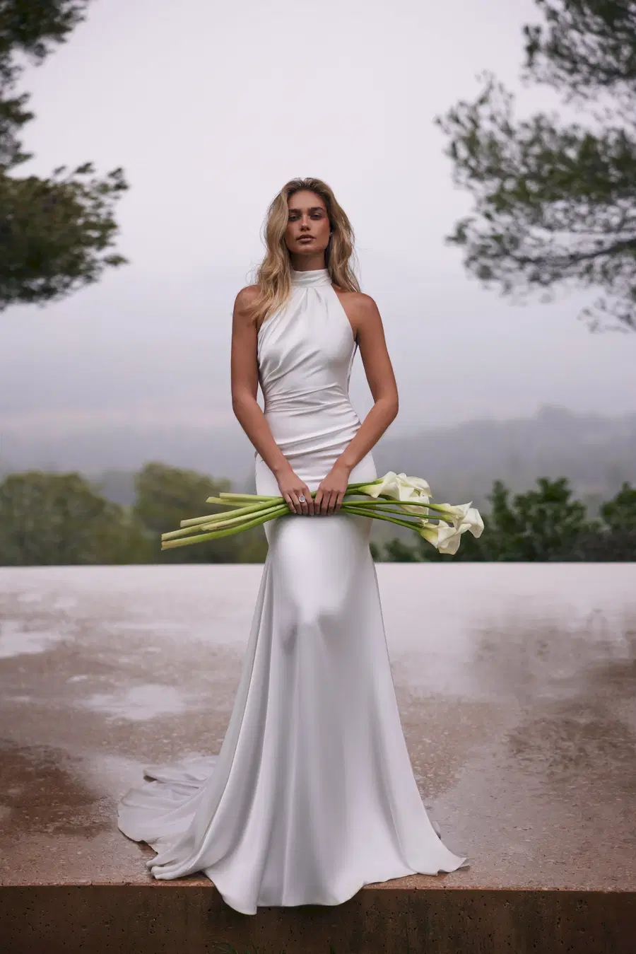 Ricci by Eva Lendel: Mermaid silhouette, high / halter neckline, sleeveless, satin