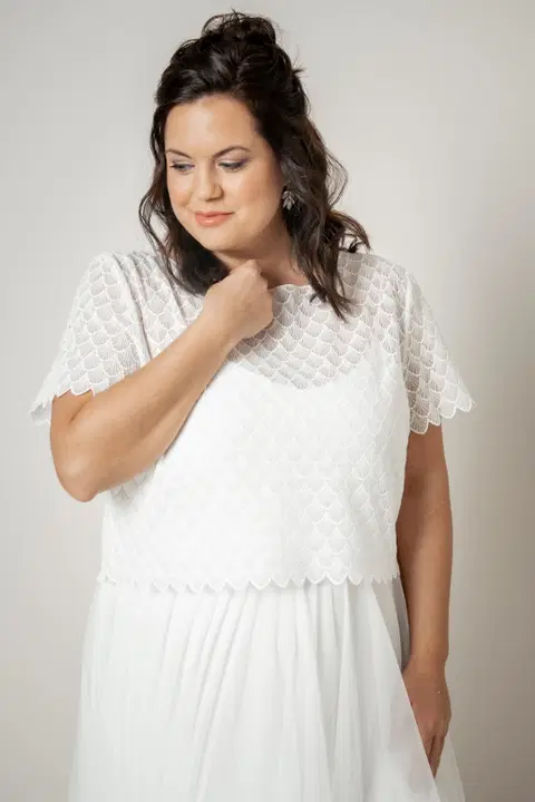 Top Doli Curvy by noni Selected, two-piece, lace