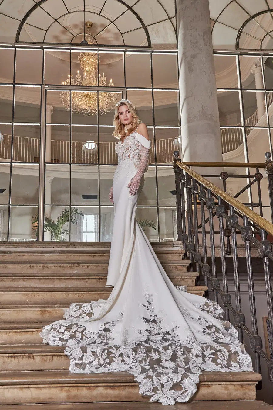 Valentina by Josephine Scott: Trumpet silhouette, sweetheart neckline, sleeveless, crepe