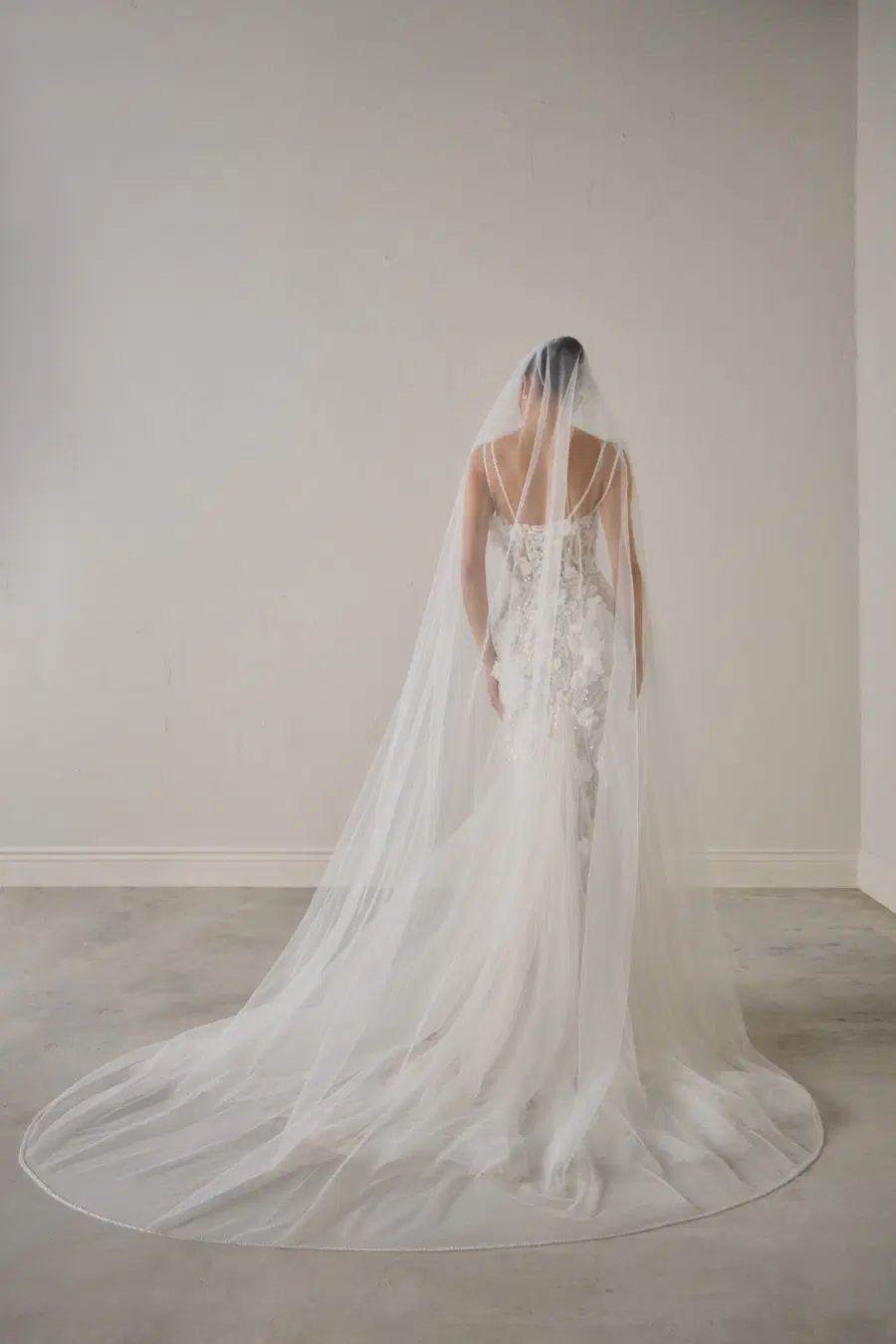 Ambrosia by Justin Alexander Signature - view 8 of 8