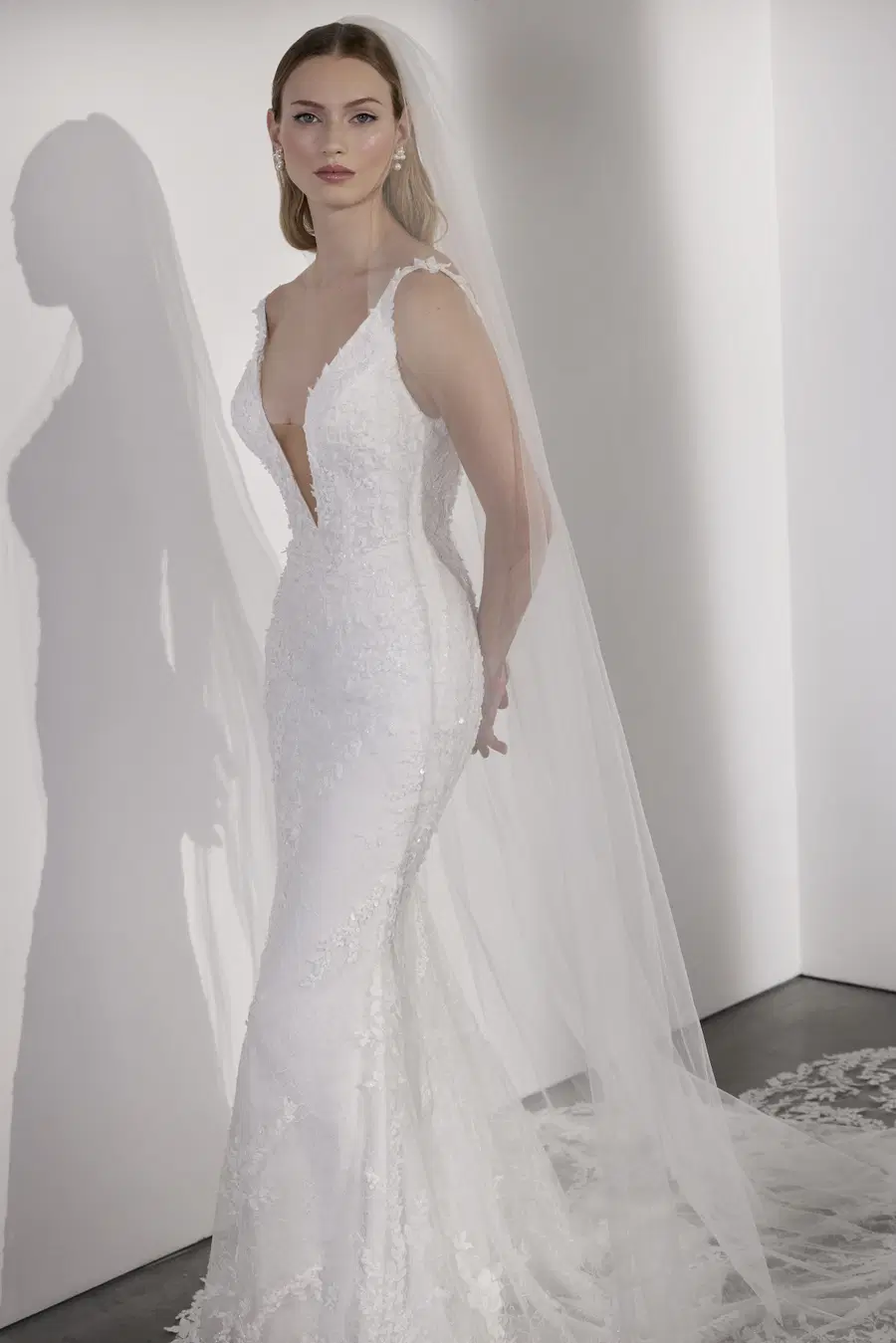 Mayfair by Avenue by Josephine Scott - view 3 of 6