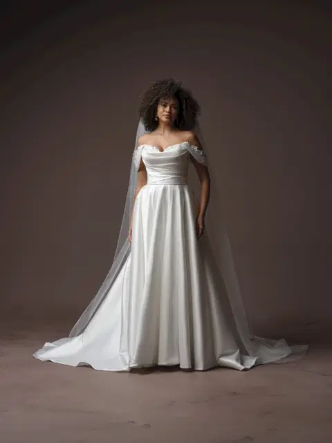 Daphne wedding dress by Rebecca Ingram, A-line, lace