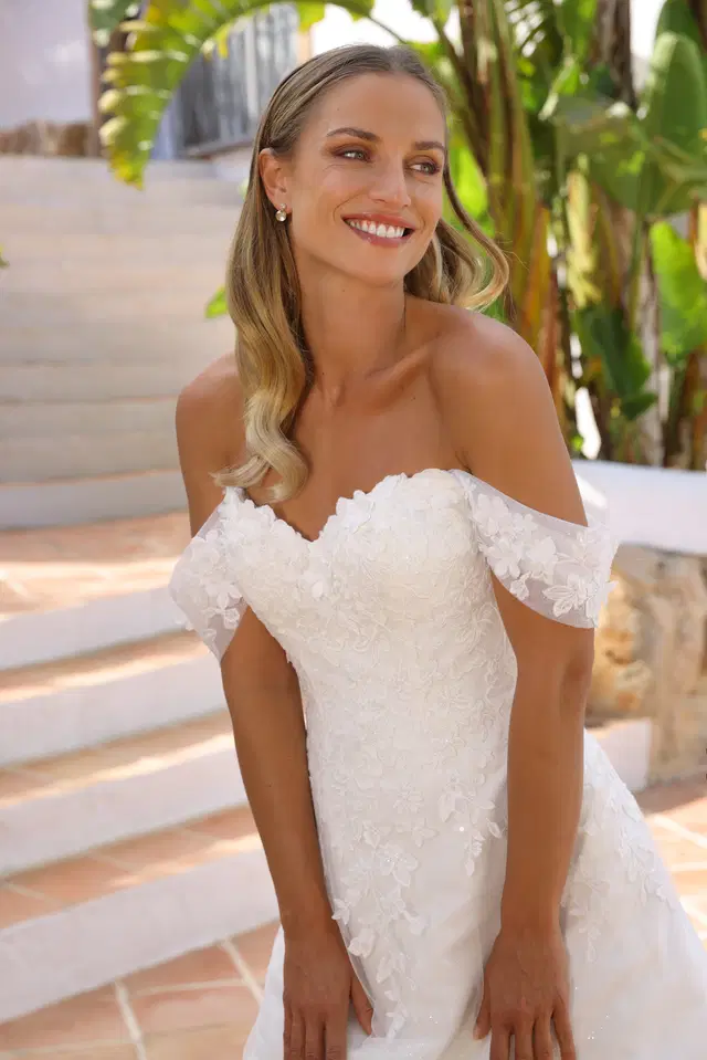 Ariana by Azuree Bridal - view 2 of 3