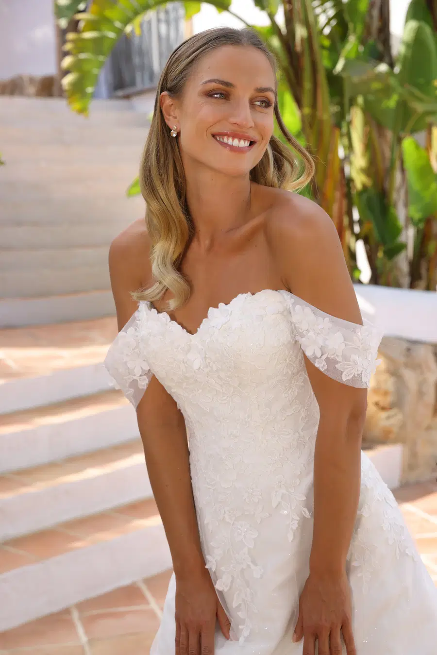 Ariana by Azuree Bridal - view 2 of 3