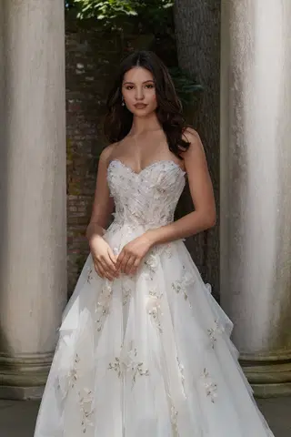Petal by Mori Lee - view 5 of 7