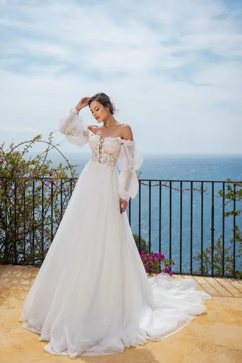 Style MGB125 wedding dress by Miss Beautiful Bride, ball gown, tulle