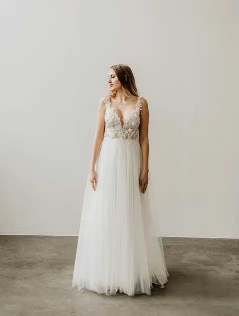 Harper wedding dress by Esther Hofmann, A-line, tulle