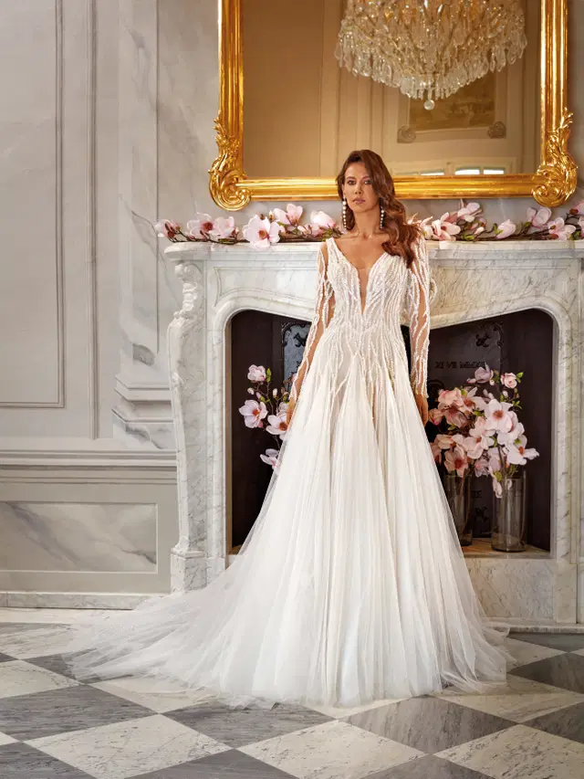 Patricia by Vanilla Sposa: A-Line silhouette, deep V-neck neckline, separate sleeves, lace