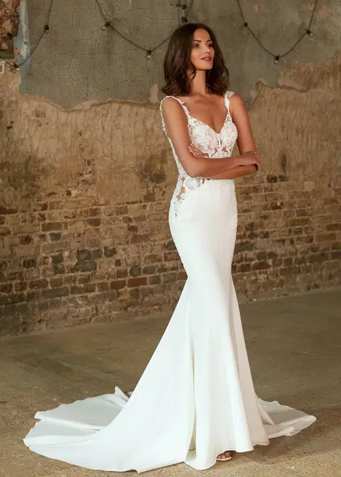 Twilly wedding dress by Dando London, mermaid, crepe