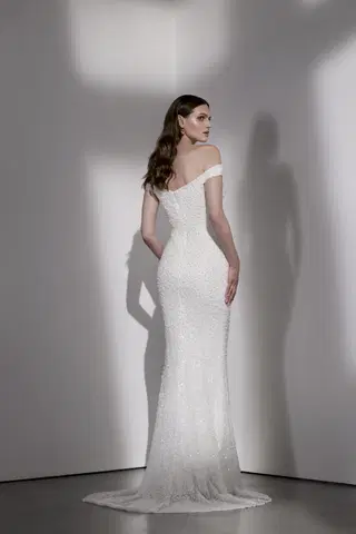 Chelsea by Avenue by Josephine Scott - view 6 of 7