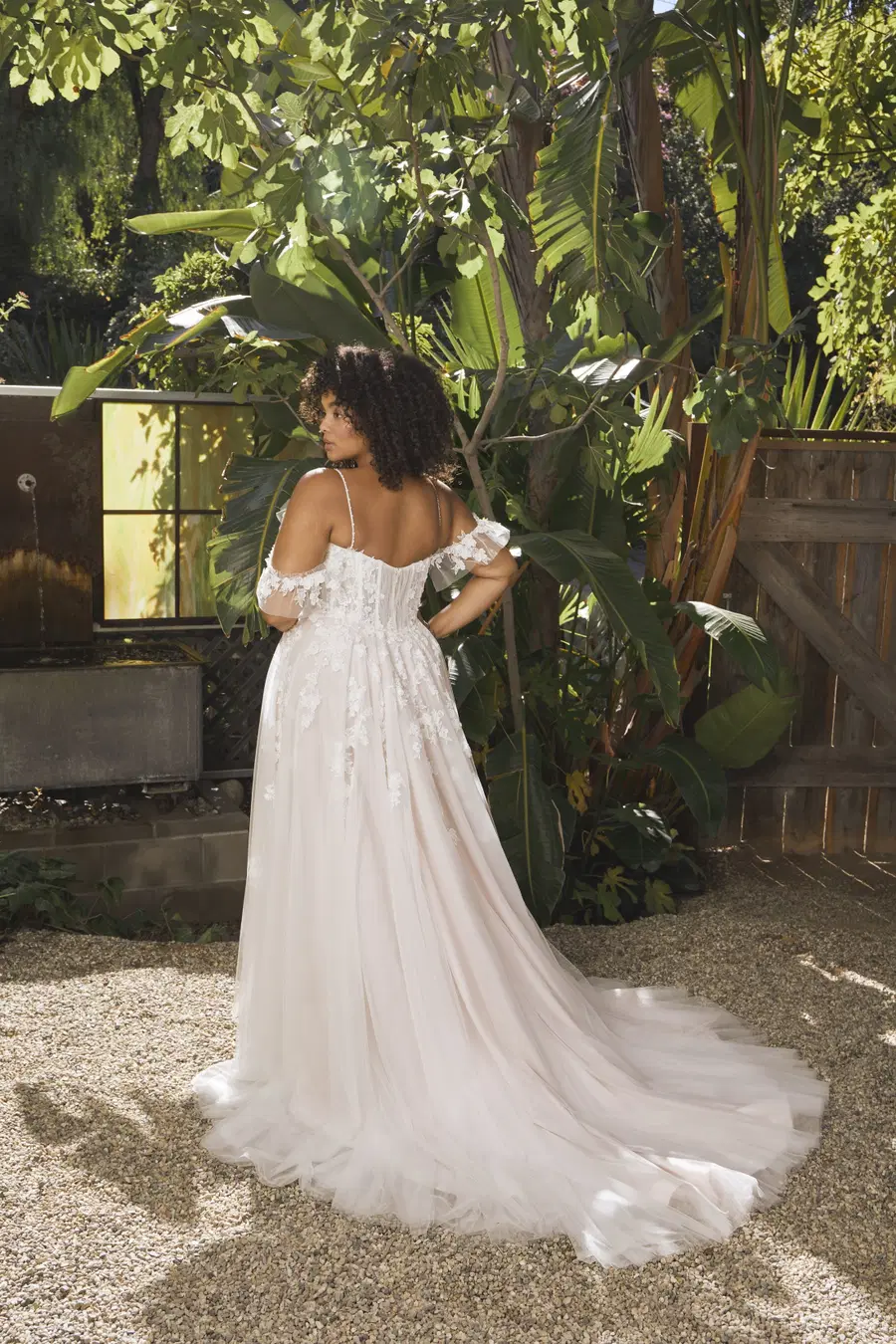 Cameryn Curvy by Beloved by Casablanca - view 4 of 5
