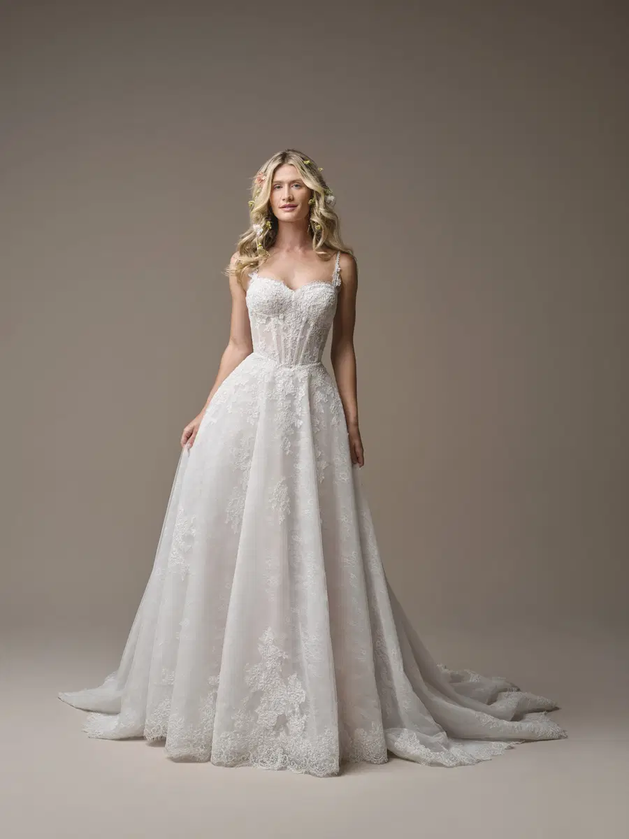Esmeralda by Rebecca Ingram - view 9 of 10