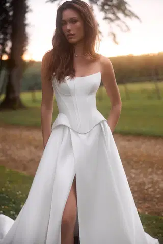 Fiamma by Anne Mariée - view 3 of 4
