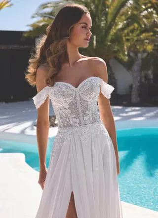 Evonne by Enzoani - view 3 of 5